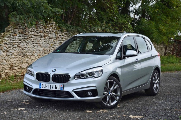 BMW won't replace its Tourer-badged minivans