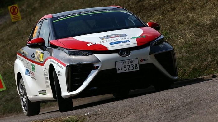 Hydrogen-powered Toyota Mirai opens German WRC stages
