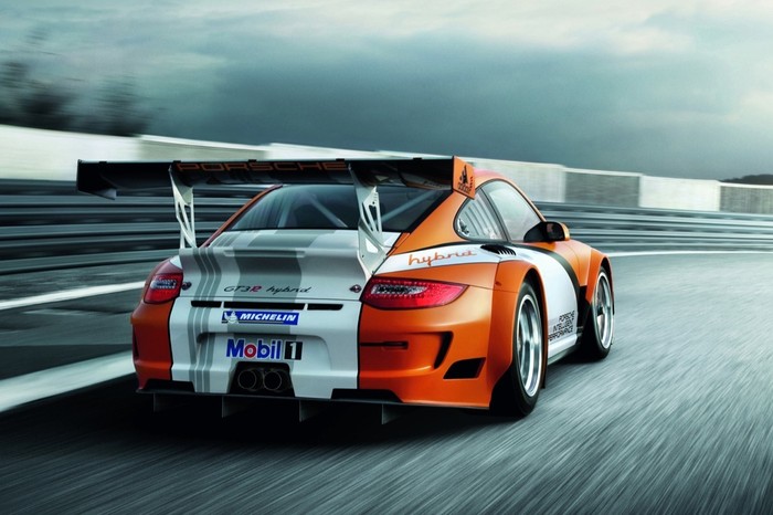 Spied: Road-going Porsche 911 GT3 Hybrid
