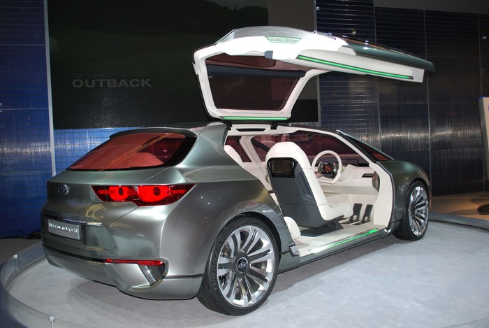 Subaru unveils Hybrid Tourer concept