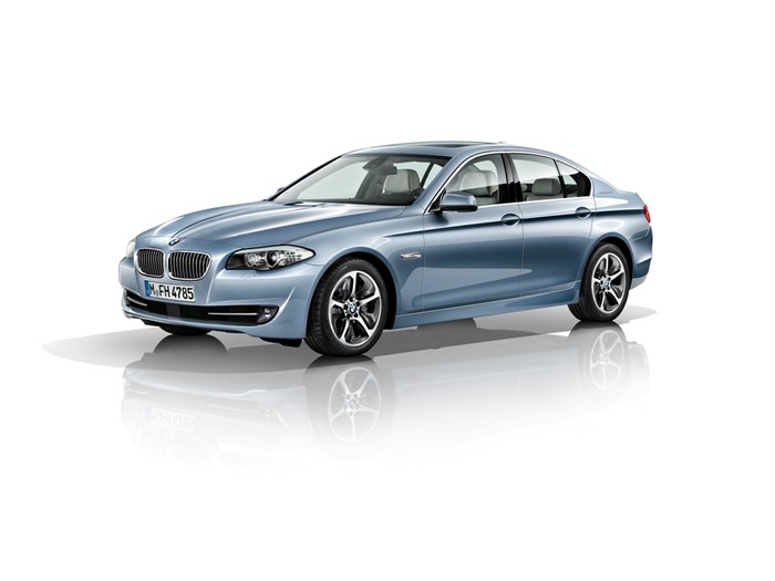 BMW prices 2013 ActiveHybrid 5 from $61,845