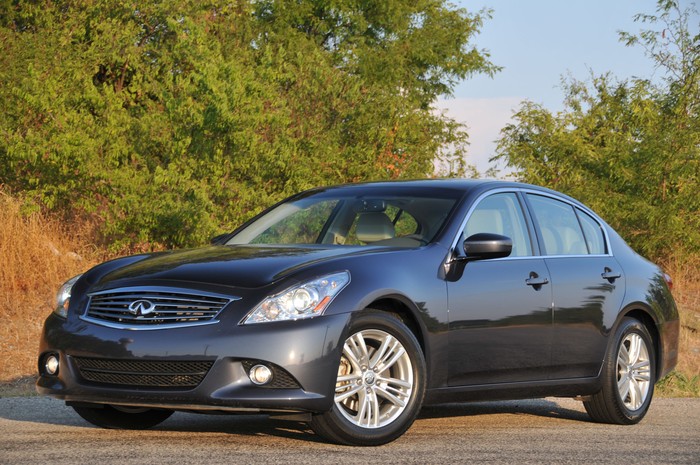 Infiniti to axe G25; EX and FX get 3.7L V6 for 2013