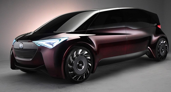 Toyota promises 10 new EVs by early 2020s, starting in China