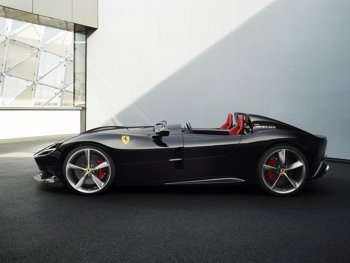 Ferrari reveals retro-styled Monza SP1, SP2