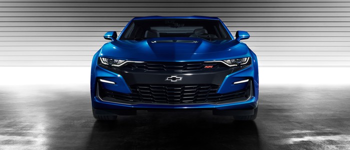 Chevy Camaro designer shrugs off styling controversy