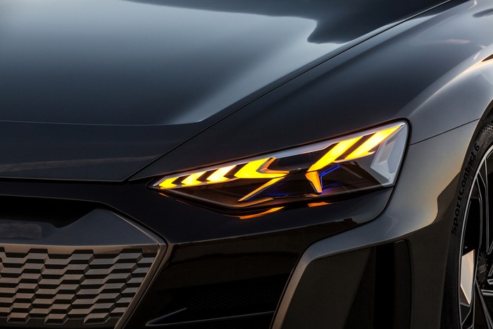 Audi shows e-tron GT concept ahead of LA debut