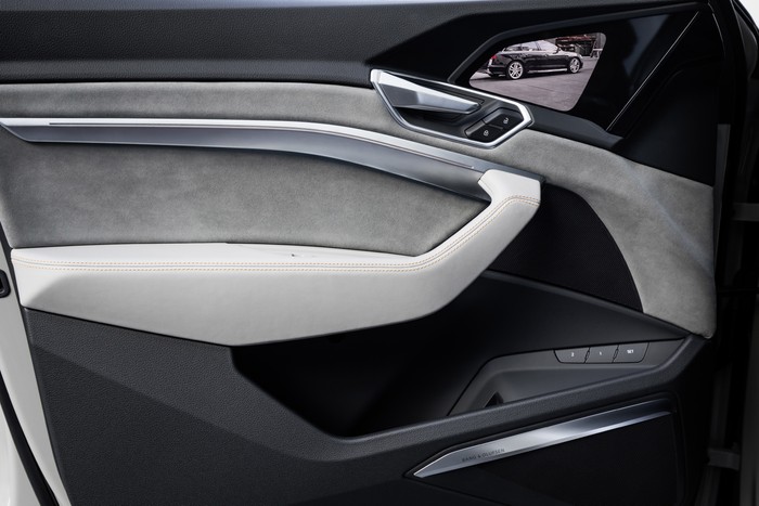Audi shows e-tron Quattro prototype's interior