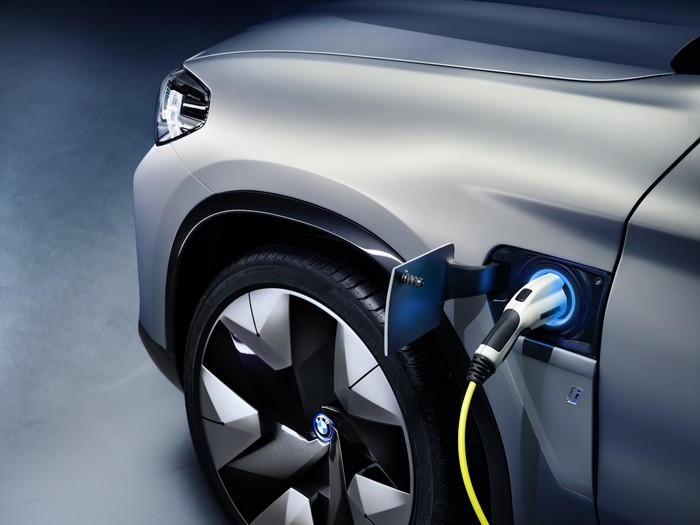 Beijing: BMW Concept iX3