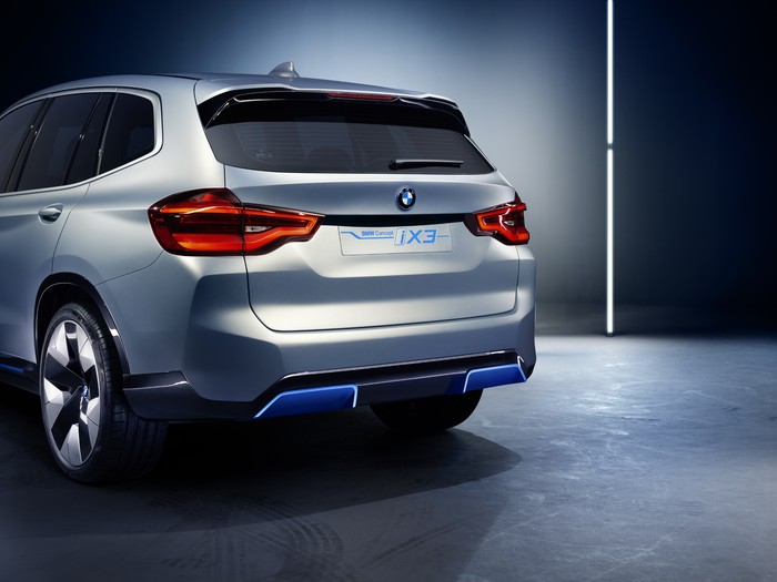 Beijing: BMW Concept iX3