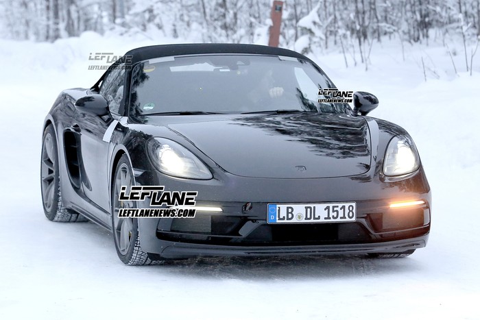 Spied: Porsche 718 Boxster Spyder