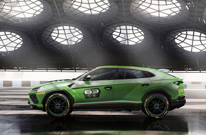 Lamborghini unveils track-bound Urus ST-X concept