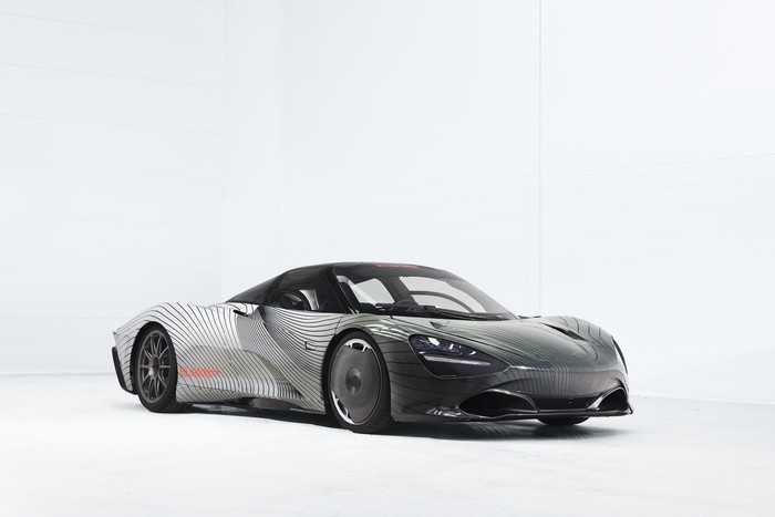 First McLaren Speedtail prototype pays homage to F1 forebear