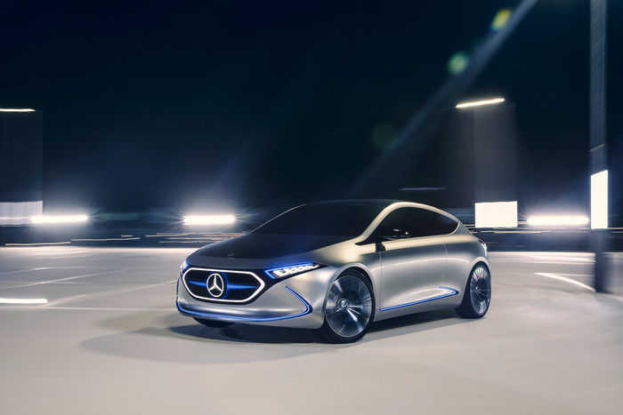 Frankfurt LIVE: Mercedes-Benz Concept EQA