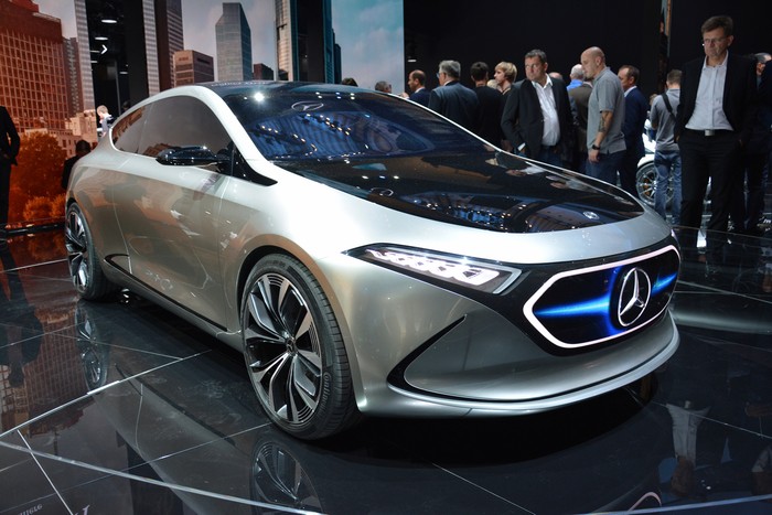 Mercedes-Benz to make EQA in French smart factory