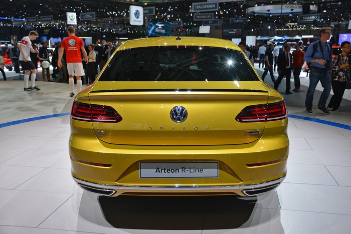 Volkswagen Arteon could get new 400-hp VR6