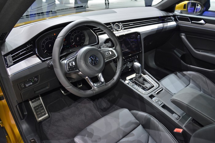 Volkswagen considers Arteon shooting brake