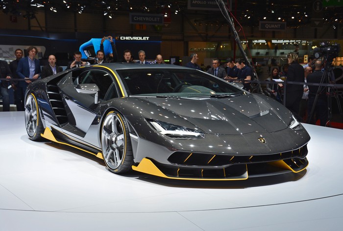 Lamborghini Centenario hit with recall over erroneous label