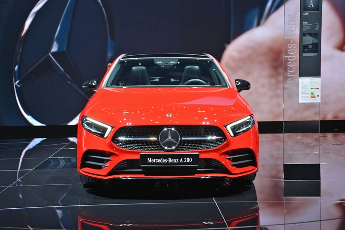 Geneva LIVE: Mercedes-Benz reveals fourth-generation A-Class