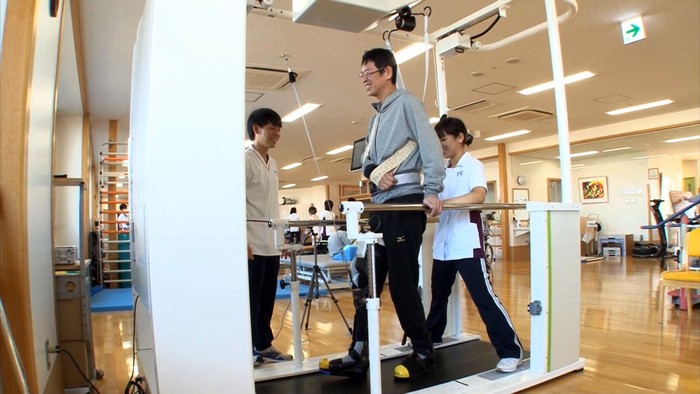 Toyota develops machine to help paralyzed patients walk again