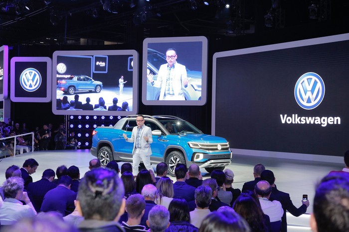 Volkswagen shows Tarok truck concept in Brazil