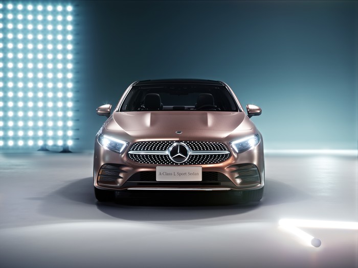 Mercedes-Benz reveals stretched A-Class L
