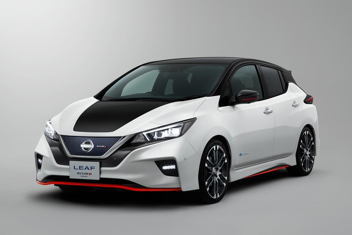 Tokyo: Nissan Leaf Nismo Concept