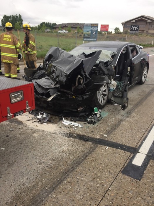 Tesla Model S was on Autopilot before hitting truck at 60 mph