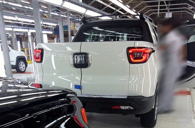 Spied: 2016 Fiat Toro pickup