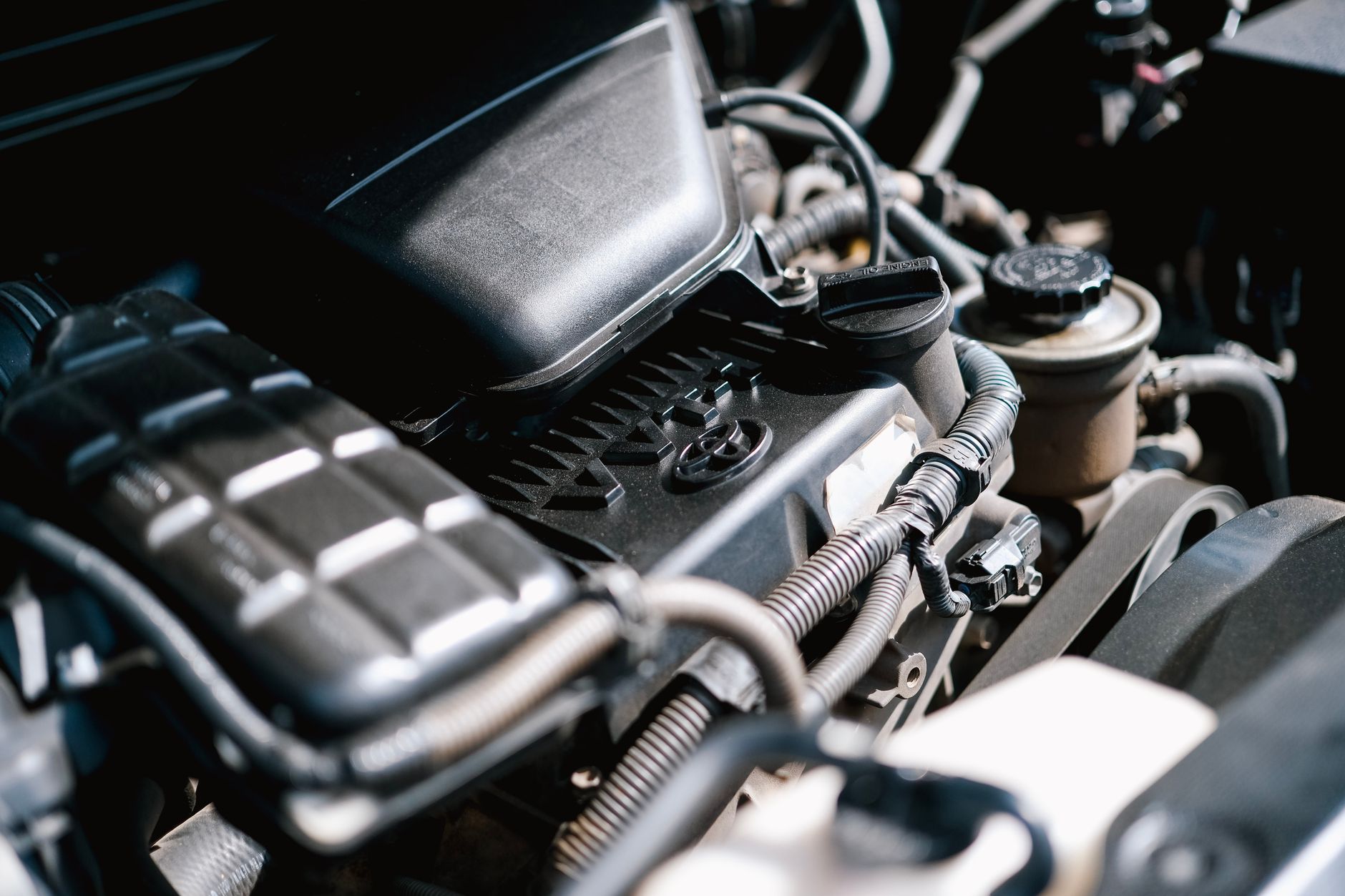 How modern car engines work in 2025