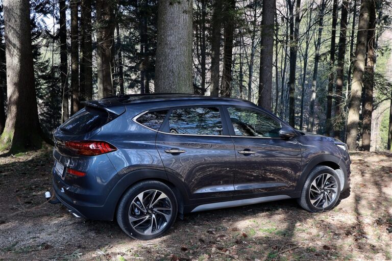 Hybrid vs. gasoline SUVs: what’s best for you?