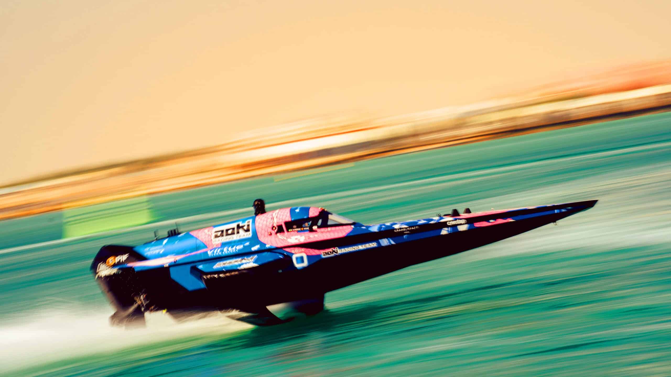 “Tom Brady Owns Electric Speed Boat Team”: Celebrity Racing League Hits 58 Miles Per Hour While Silent Ocean Vehicles Replace Loud Gas Engines