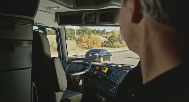 UberFreight autonomous semi delivers 2,000 cases of Budweiser