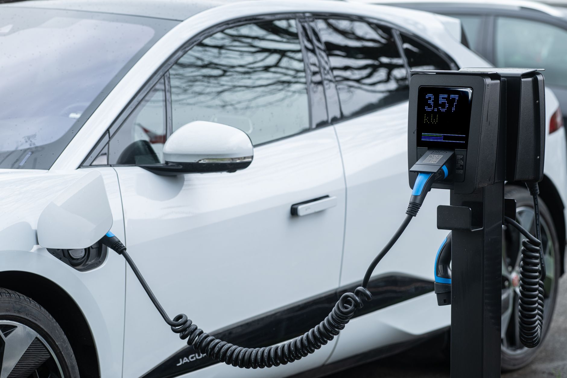 What to expect when test driving an electric car