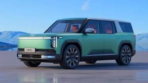 Illustration of the Yangwang U8L Dingshi Edition, a luxury electric SUV by BYD combining cultural symbolism with advanced technology.
