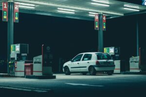 Electric vs gasoline cars: what should you choose